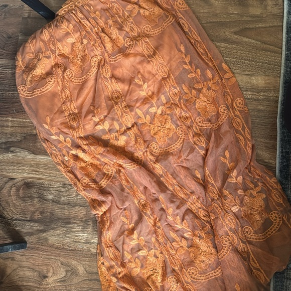 Romper - Picture 2 of 3